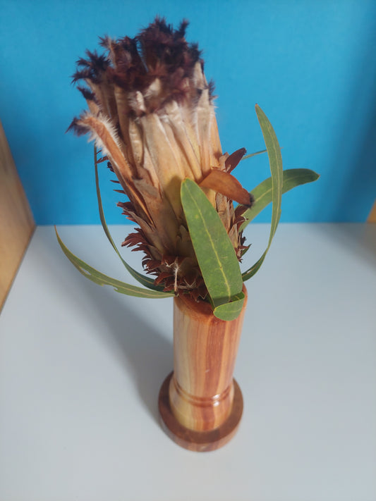 Blackwattle Vase (Medium)